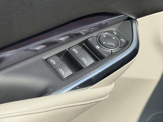 2023 Cadillac XT4 AWD Luxury