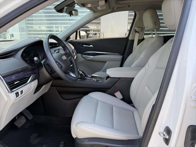 2023 Cadillac XT4 AWD Luxury