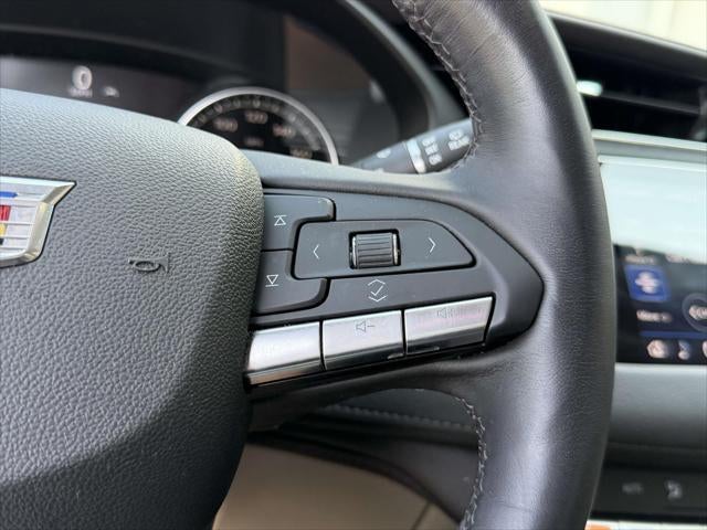 2023 Cadillac XT4 AWD Luxury