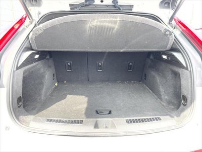 2020 Cadillac XT4 FWD Premium Luxury