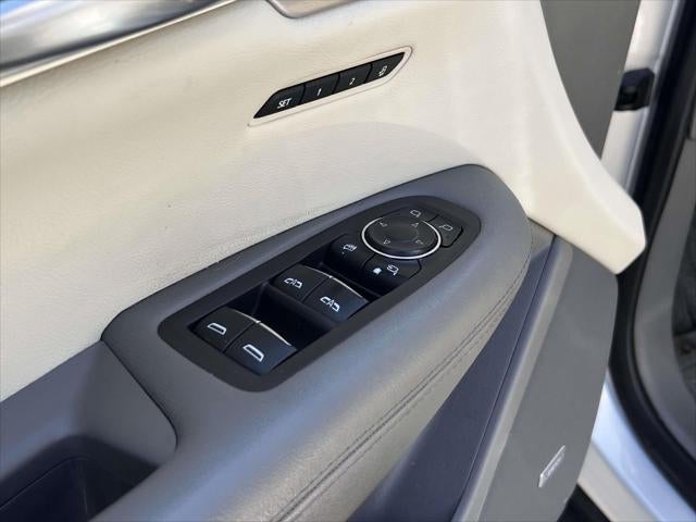 2020 Cadillac XT5 Premium Luxury FWD