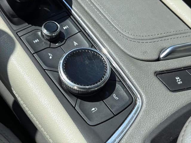 2020 Cadillac XT5 Premium Luxury FWD