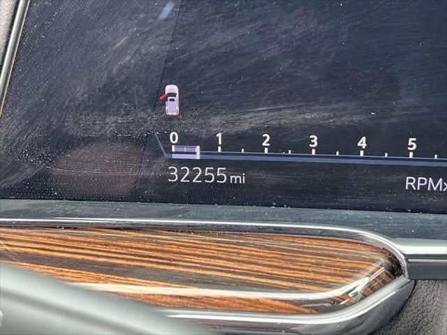 2023 Cadillac Escalade ESV Premium Luxury