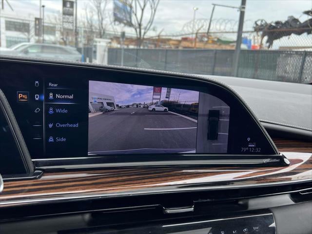 2023 Cadillac Escalade ESV Premium Luxury
