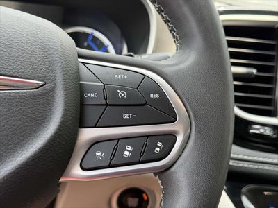 2022 Chrysler Pacifica Hybrid Touring L