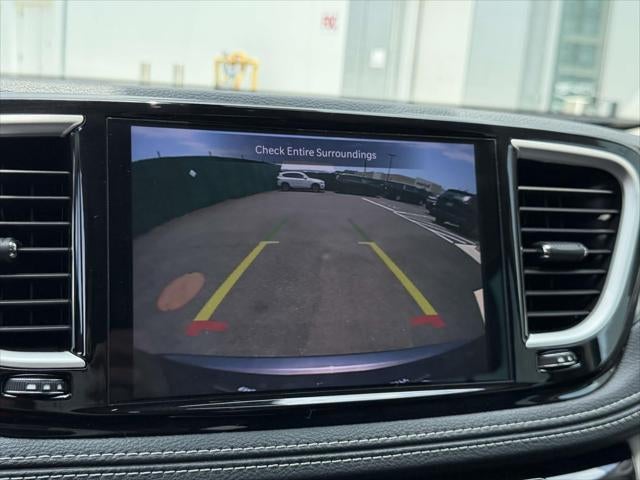 2022 Chrysler Pacifica Hybrid Touring L