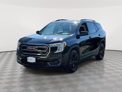 2024 GMC Terrain AT4