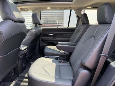 2025 Toyota Grand Highlander XLE