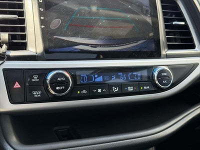 2019 Toyota Highlander SE