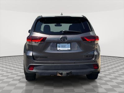 2019 Toyota Highlander SE