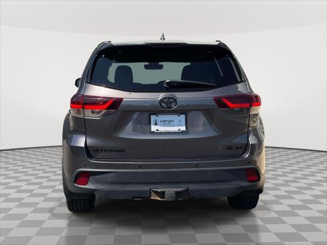 2019 Toyota Highlander SE