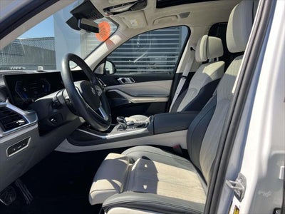 2024 BMW X7 ALPINA XB7