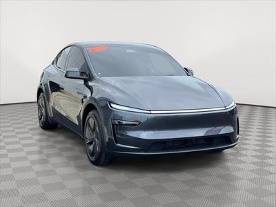 2026 Tesla Model Y Premium