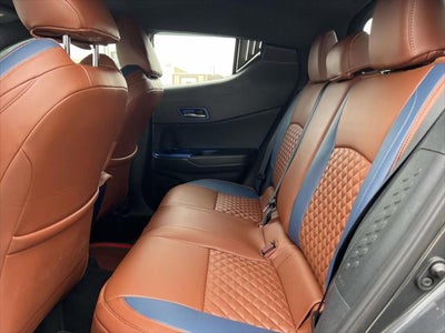 2022 Toyota C-HR XLE