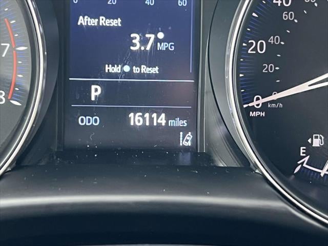 2022 Toyota C-HR XLE