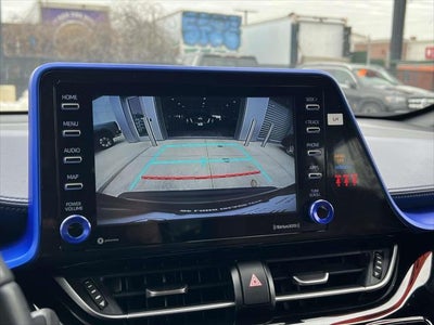 2022 Toyota C-HR XLE