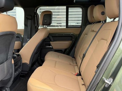 2026 Land Rover Defender X-Dynamic SE