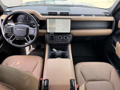 2026 Land Rover Defender X-Dynamic SE
