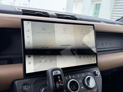 2026 Land Rover Defender X-Dynamic SE