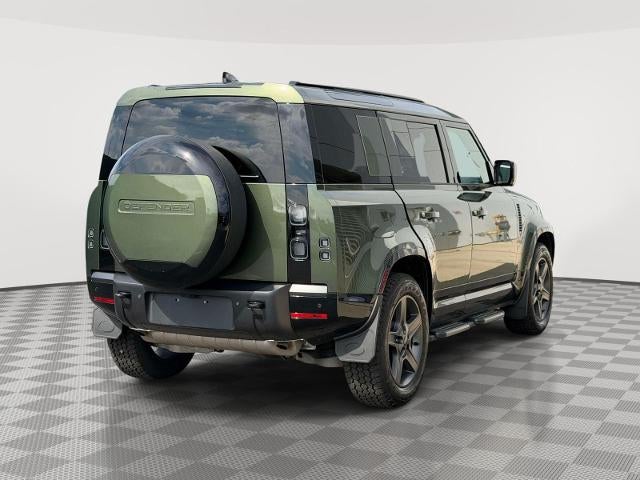 2026 Land Rover Defender X-Dynamic SE