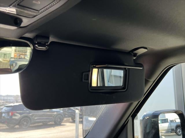 2025 Land Rover Defender S