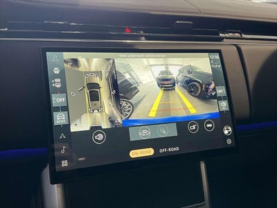 2025 Land Rover Range Rover SE