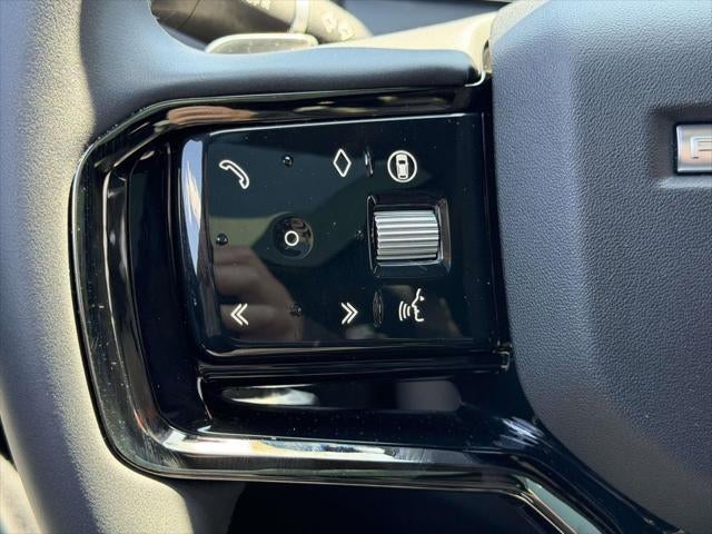 2025 Land Rover Range Rover Evoque Dynamic SE