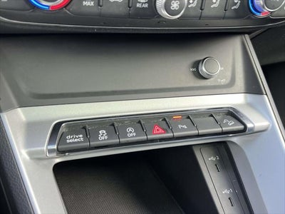 2022 Audi Q3 Premium