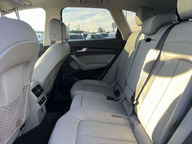 2022 Audi Q5 S line Premium