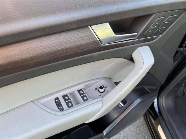 2022 Audi Q5 S line Premium