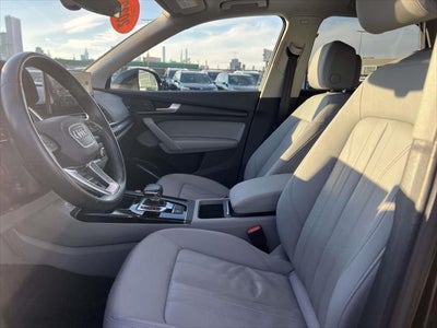 2022 Audi Q5 S line Premium