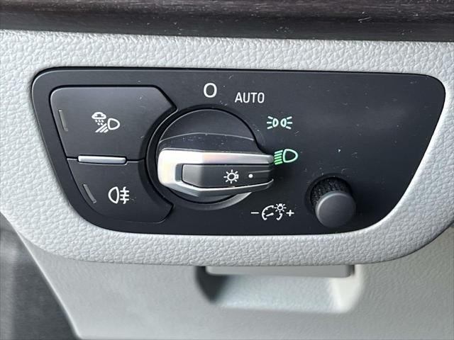 2022 Audi Q5 S line Premium