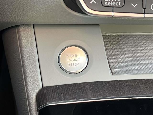 2022 Audi Q5 S line Premium