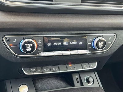 2022 Audi Q5 S line Premium