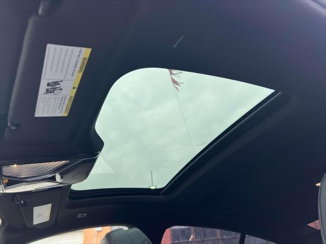 2025 BMW 8 Series M850i