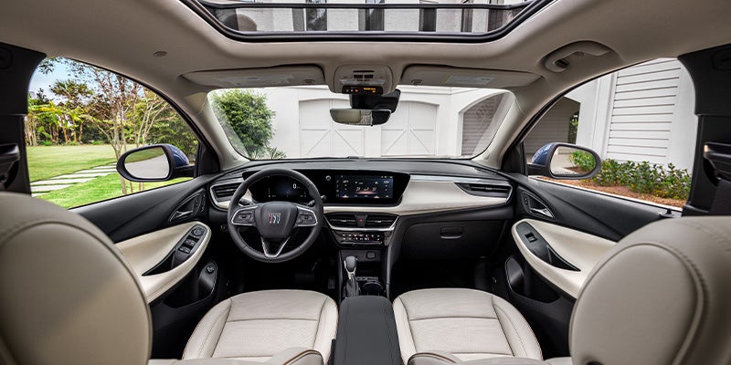 Interior del Buick Encore GX 2025 - Empire Buick GMC Of LIC